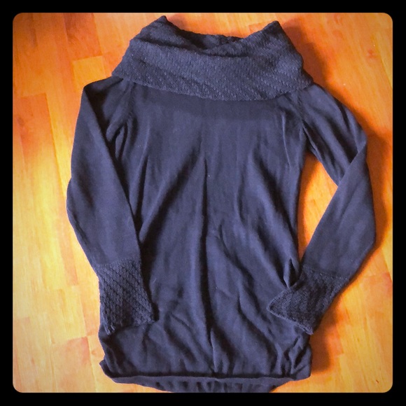 Long sweater - Picture 1 of 2